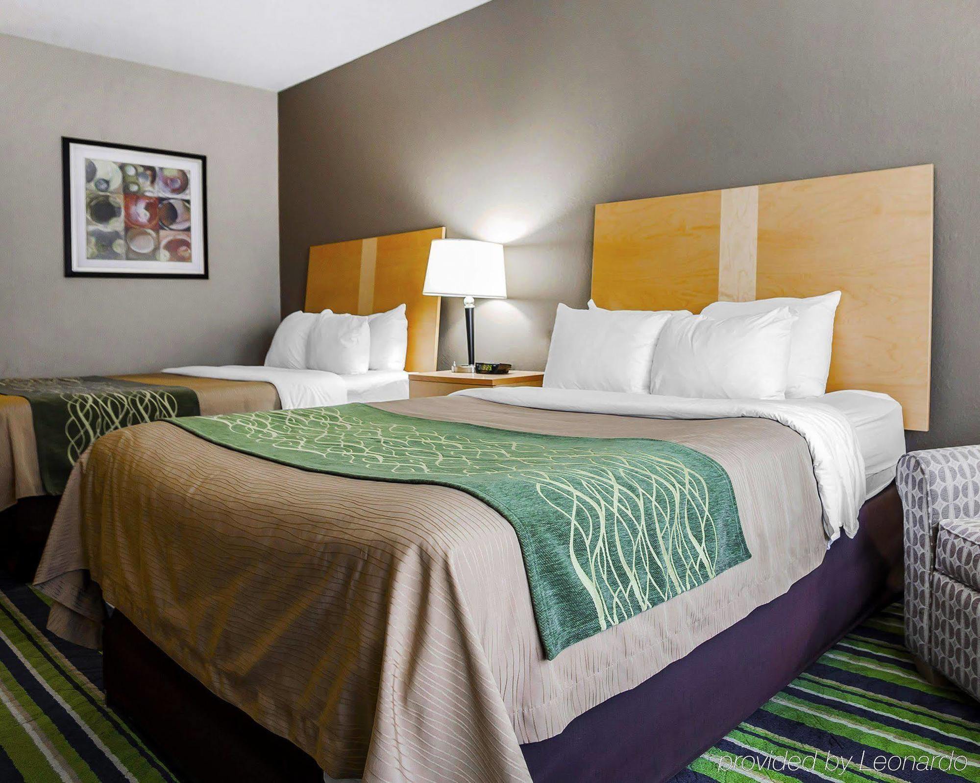Comfort Inn Kansas City / Airport Bagian luar foto